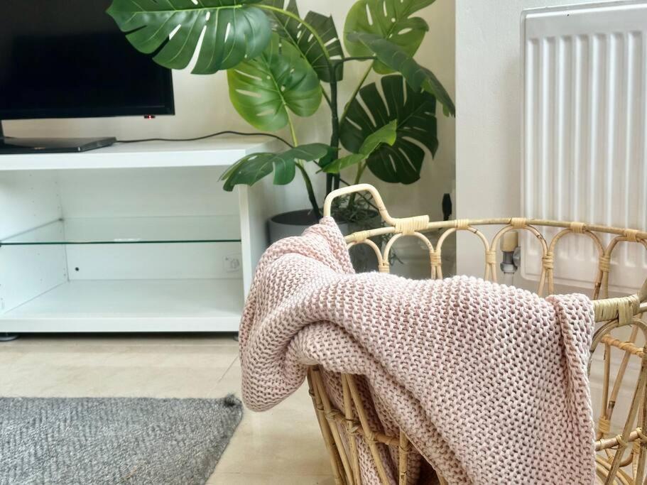 5 Bedroom House Se6 Лондон Екстериор снимка